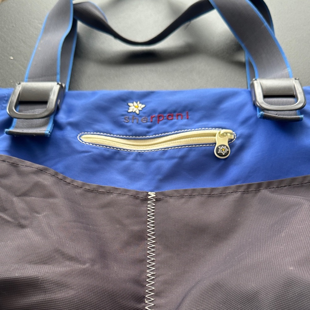 Blue and Black Women's Tote Bag - Picture 5 of 5